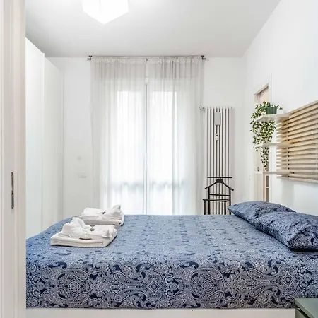 Cozy San Siro-duomo Netflix & Design Апартаменты
