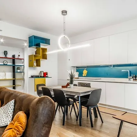 Cozy San Siro-duomo Netflix & Design Mediolan